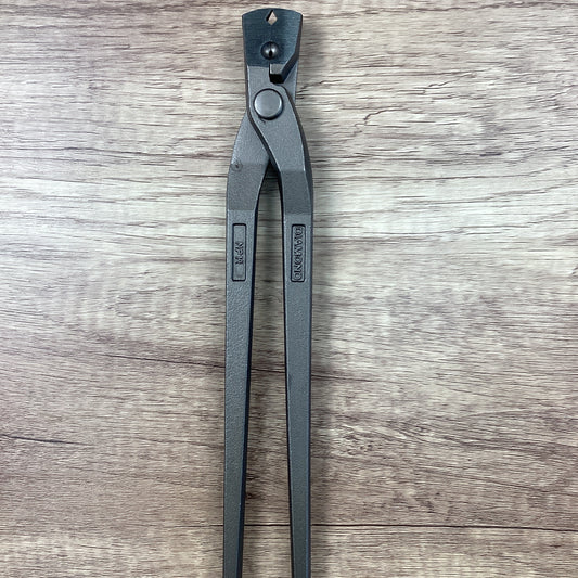 DIAMOND NAIL PULLER