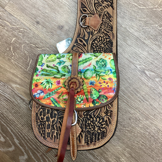 PRINT/LEATHER SADDLE BAG