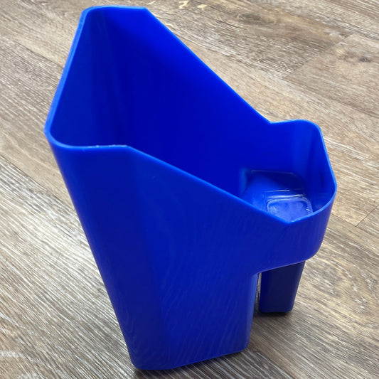 BLUE FEED SCOOP, 2QT