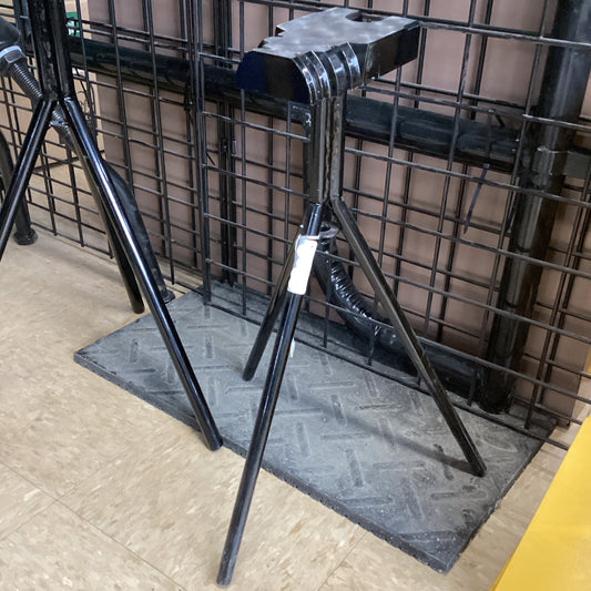 YODER STALL JACK, SMALL