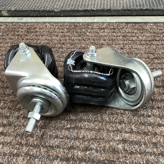 SHARK WHEEL 3/8" THREADED, PAIR