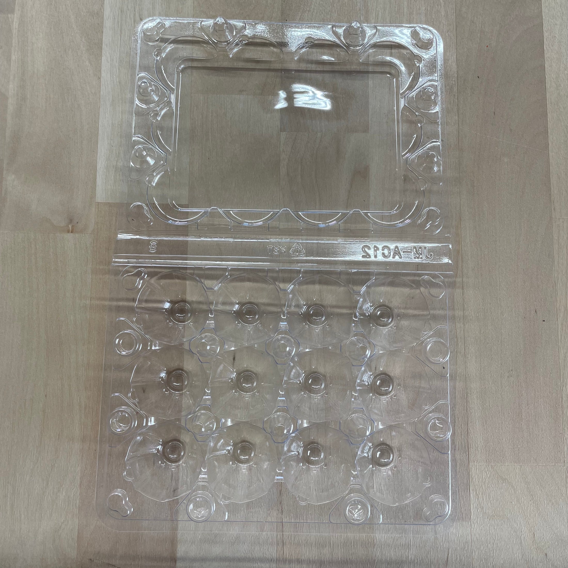 QUAIL EGG CARTON, 12 COUNT, CLEAR