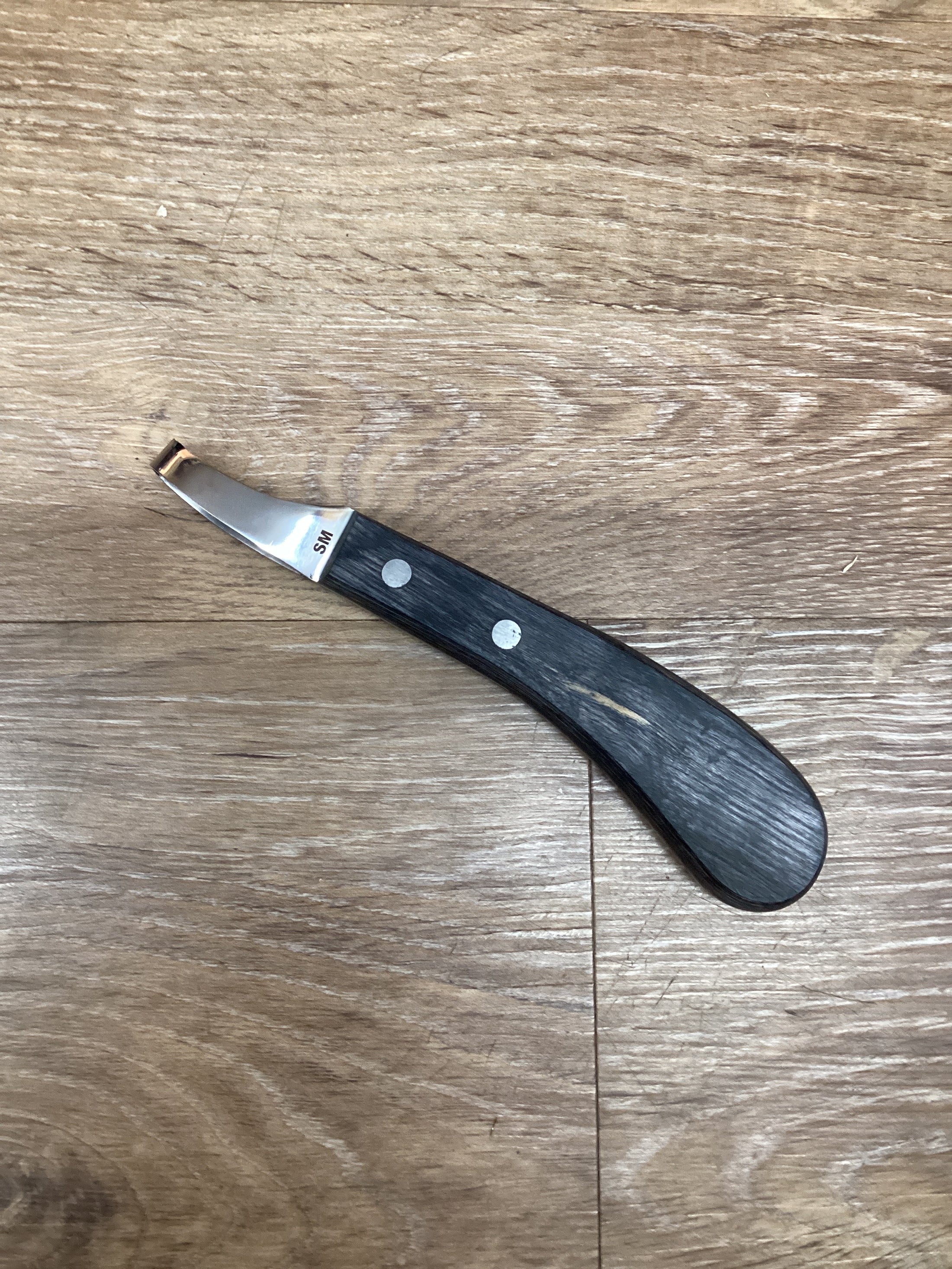 LOOP KNIFE: DARKWOOD HANDLE