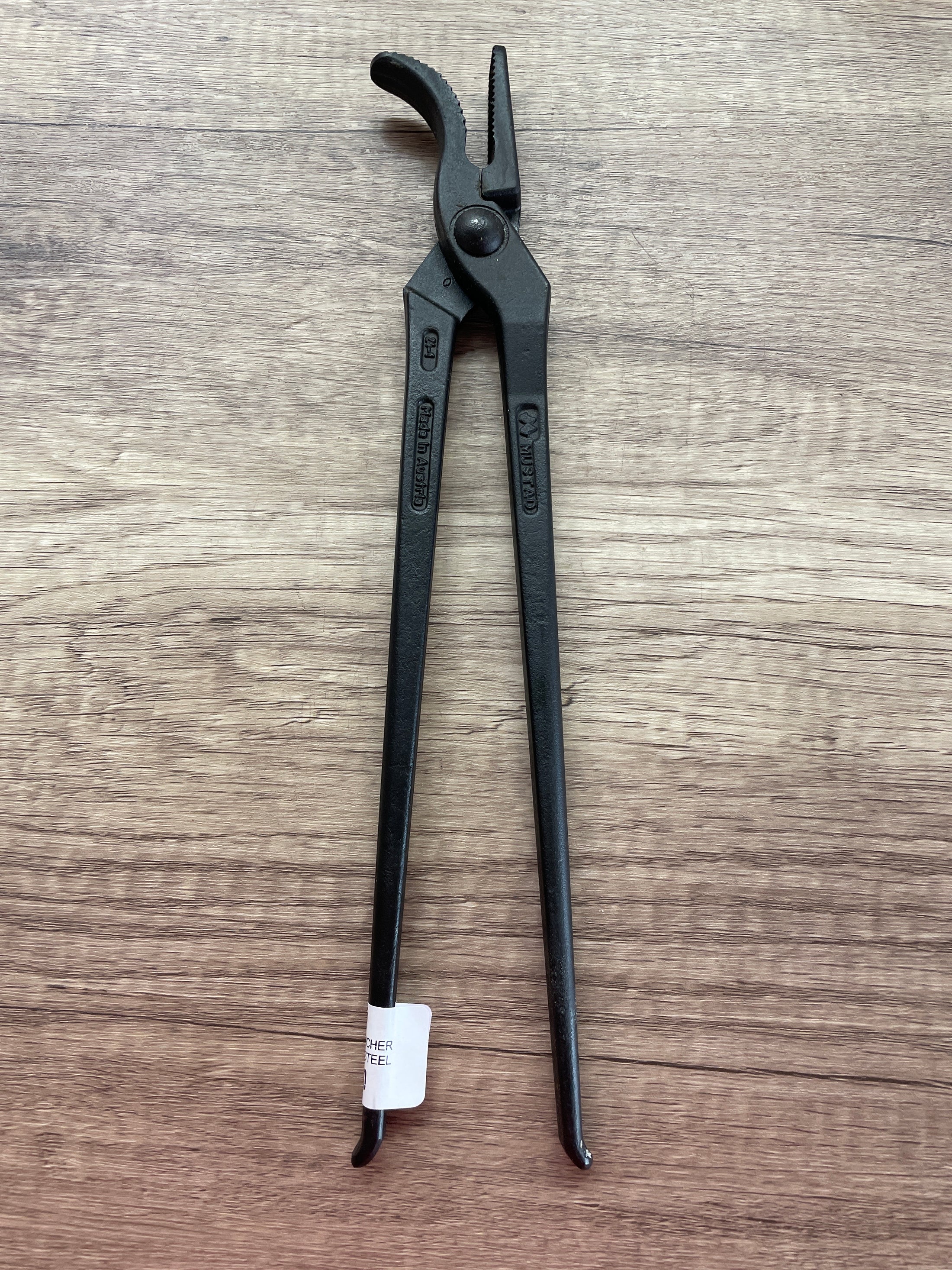 MUSTAD CLINCHER BLACKENED STEEL