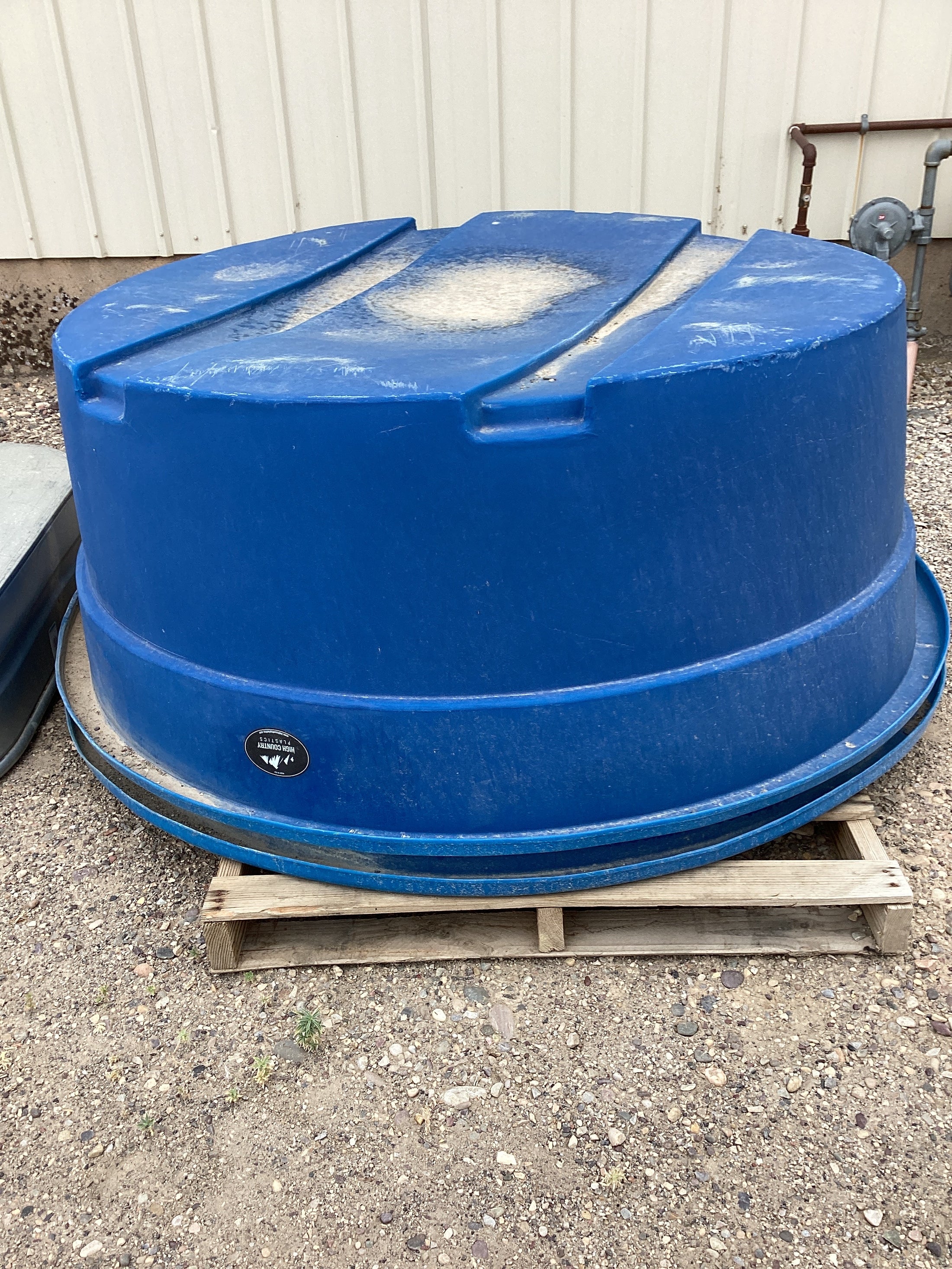 W Series 350 Gallon