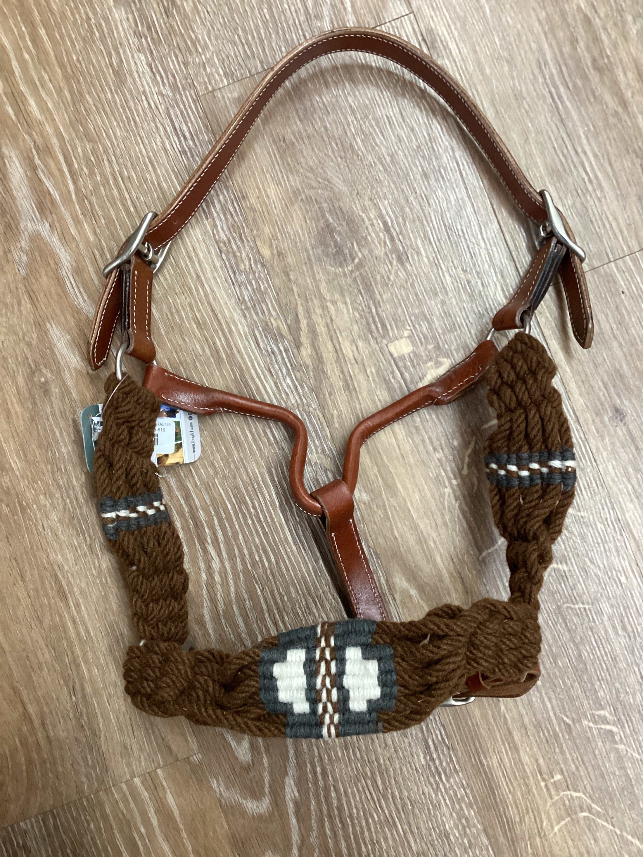 WOOL STRING LTHR HALTER