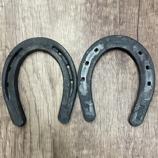 PONY, DIAMOND 1 PAIR