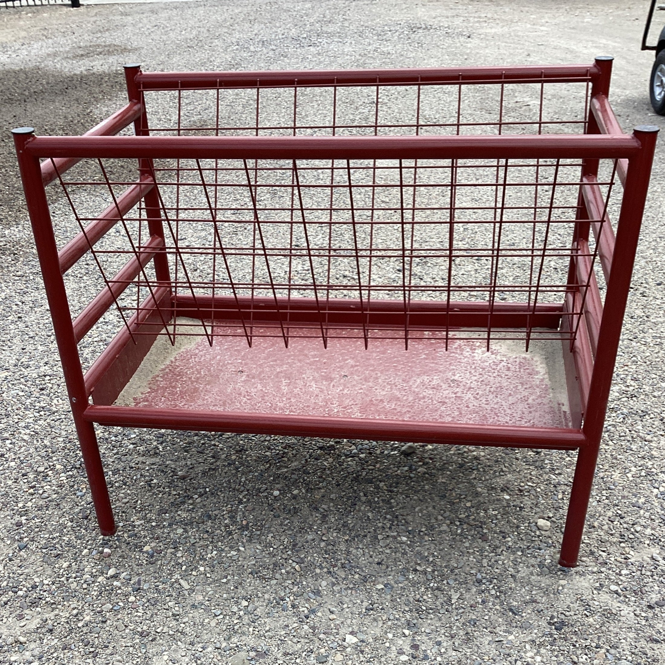 BEH FEEDER ALL METAL SMALL ANIMAL, RED