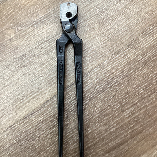 Mustad Blackened Nail Puller-PULLER