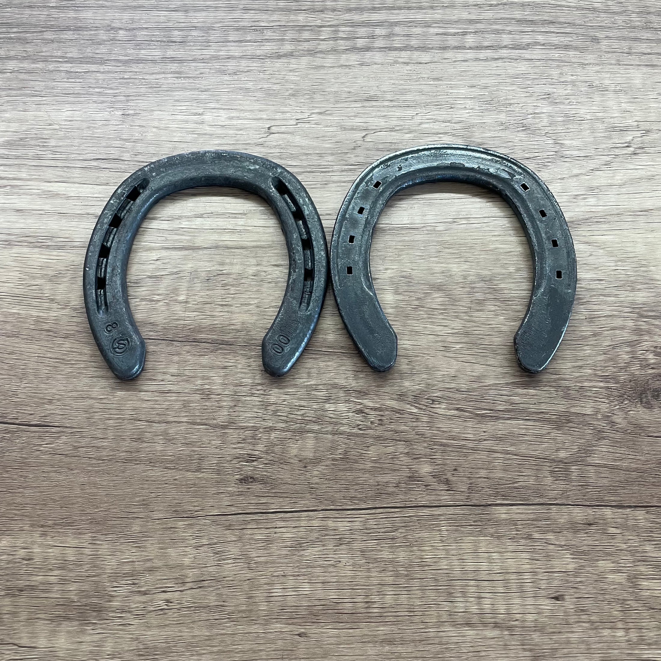 SS QH8 00 Front-Pair