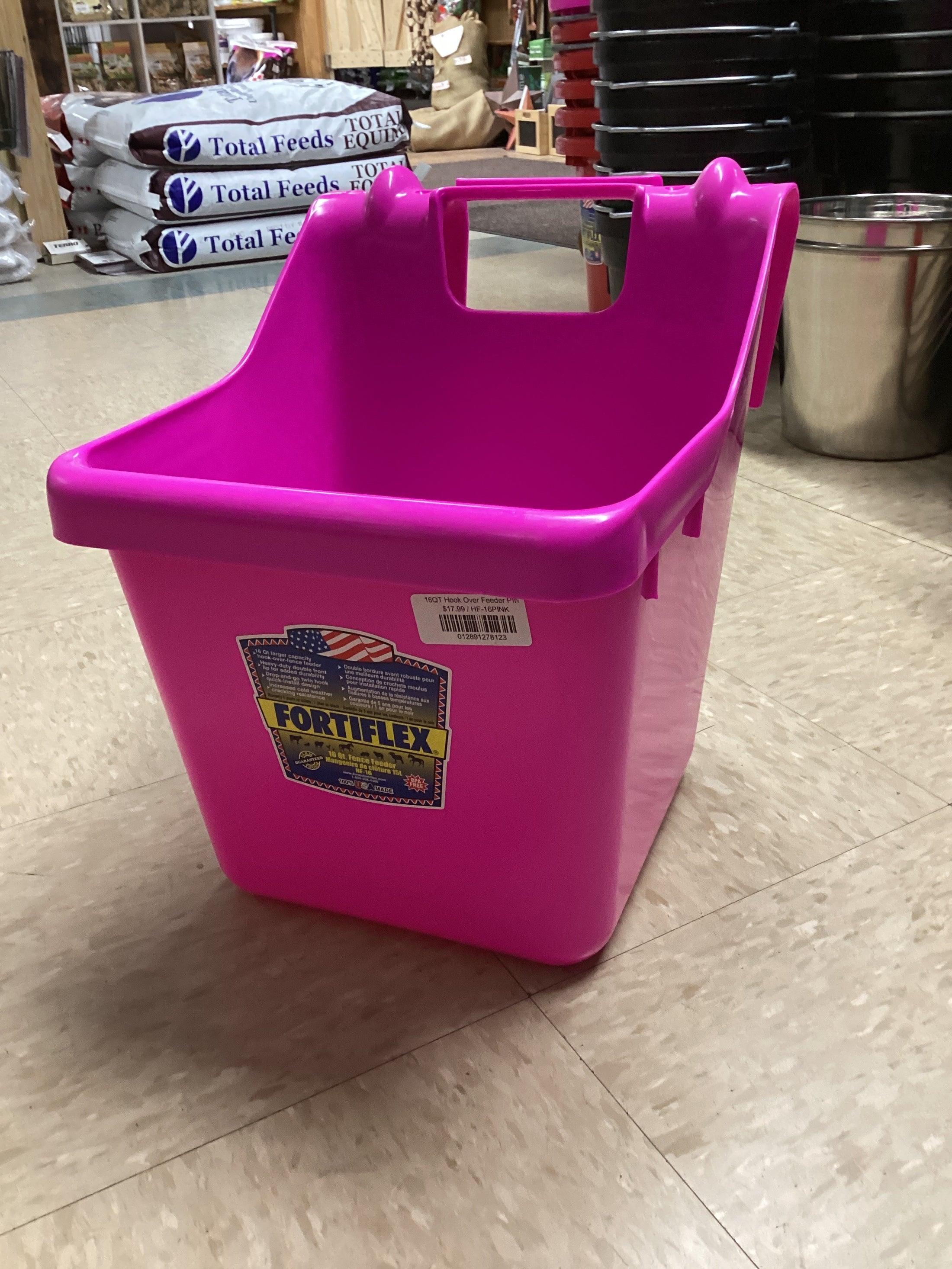 16QT Hook Over Feeder PINK