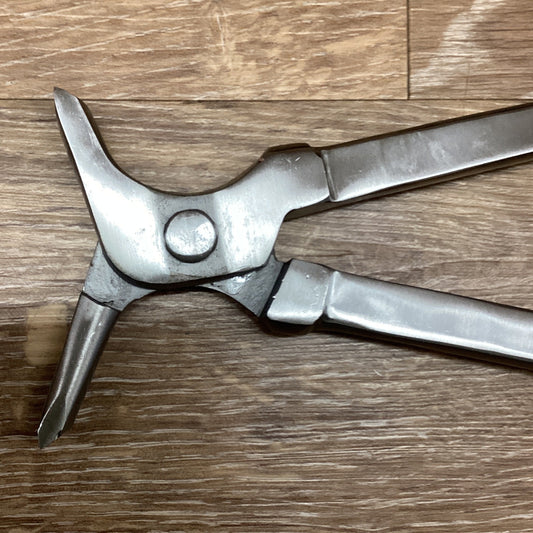 HORSESHOE SPREADER, POLISHED, ANVIL BRAND