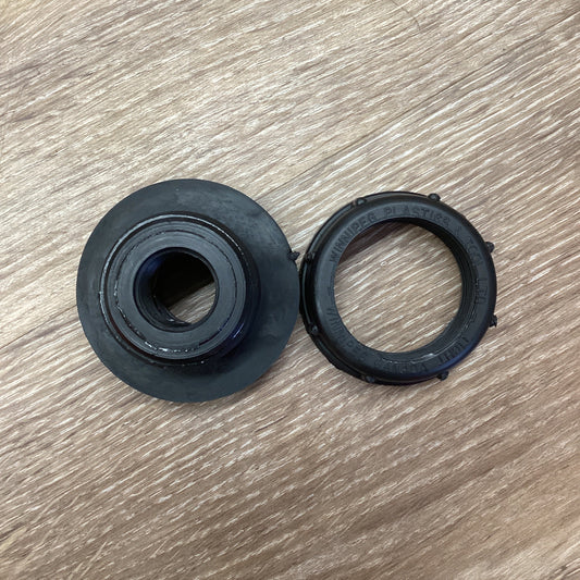 R PART: Bulkhead Fitting