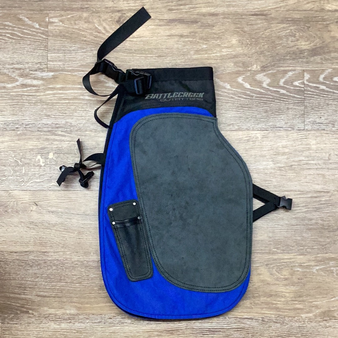 APRON BATTLECREEK STD BLU/BLK R