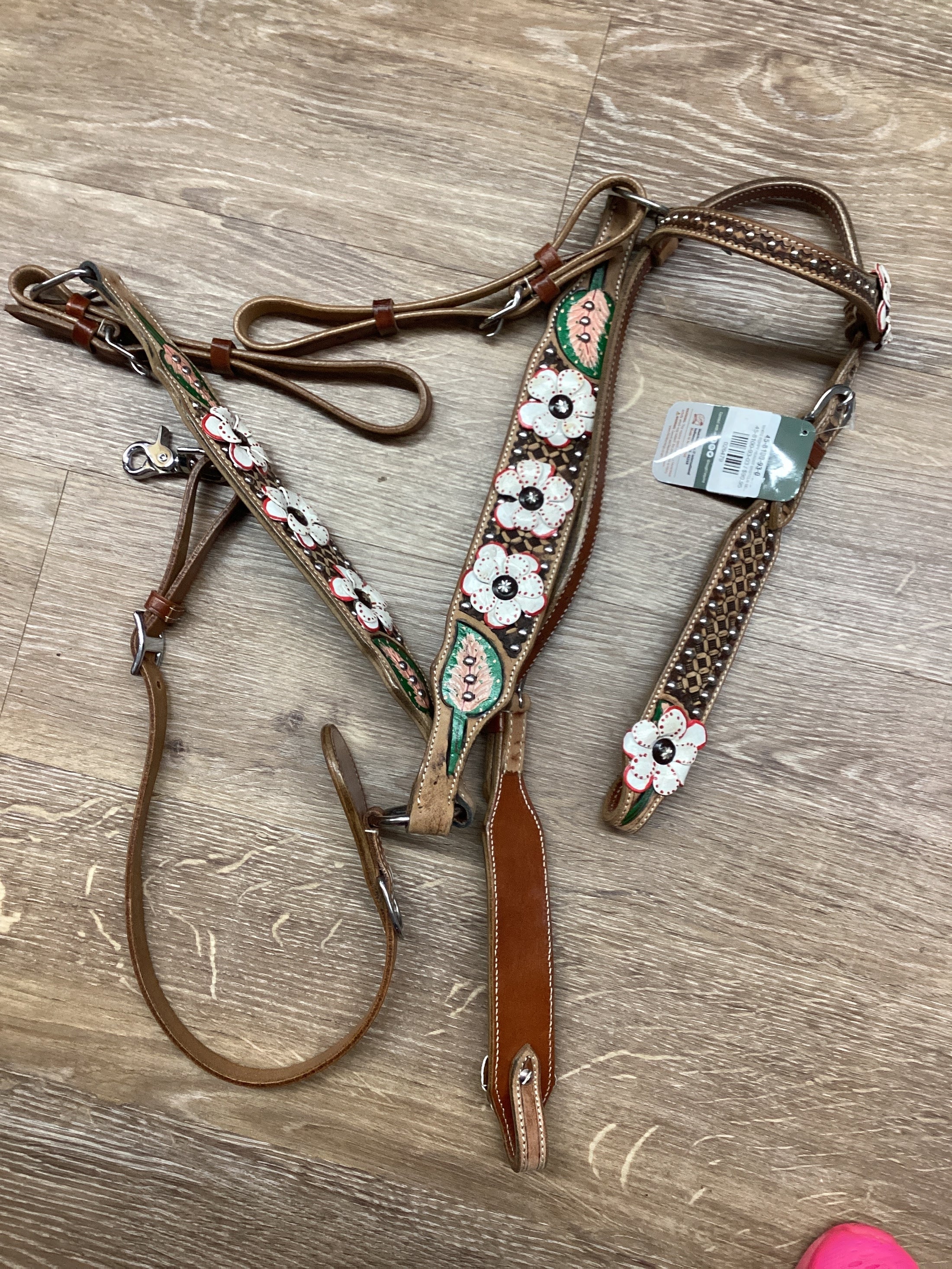 WHITE POPPY HEADST BRSTCLR SET-HEADSTALL