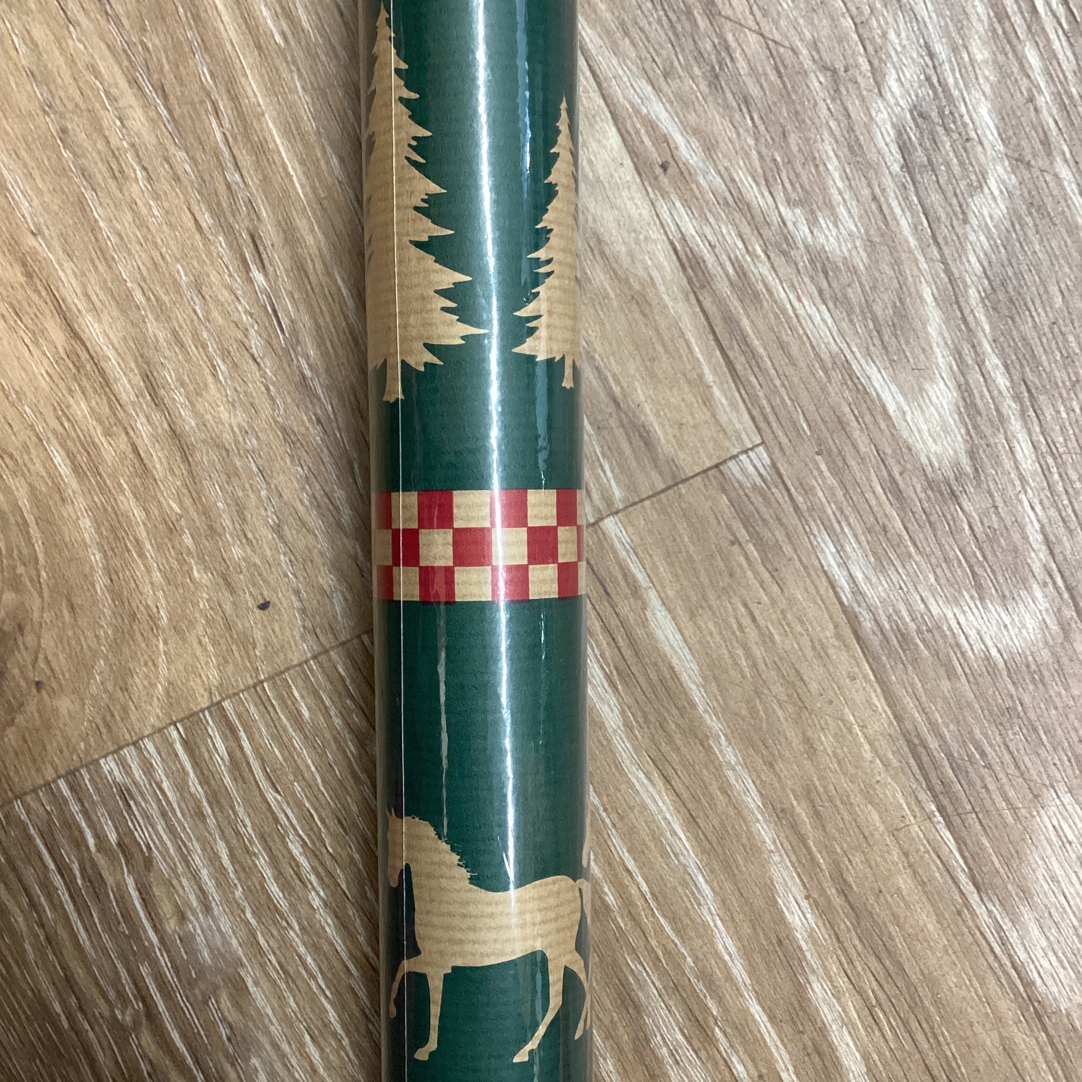 HOLIDAY HORSE GIFT WRAP