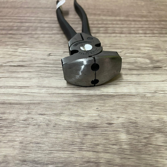 MM: Pliers, 8" Saddle Pliers
