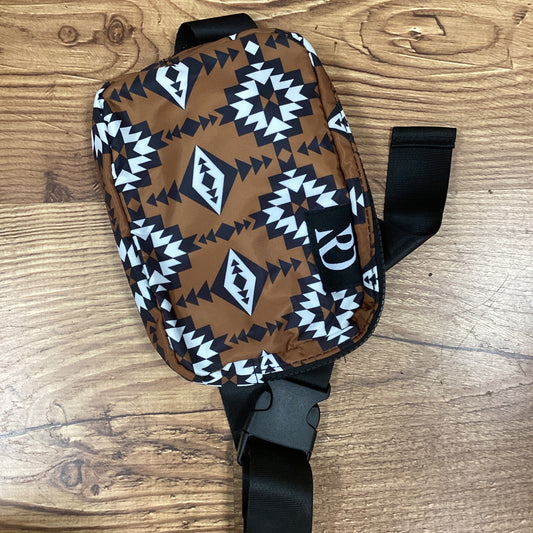 CROSSBODY: SANDSTORM