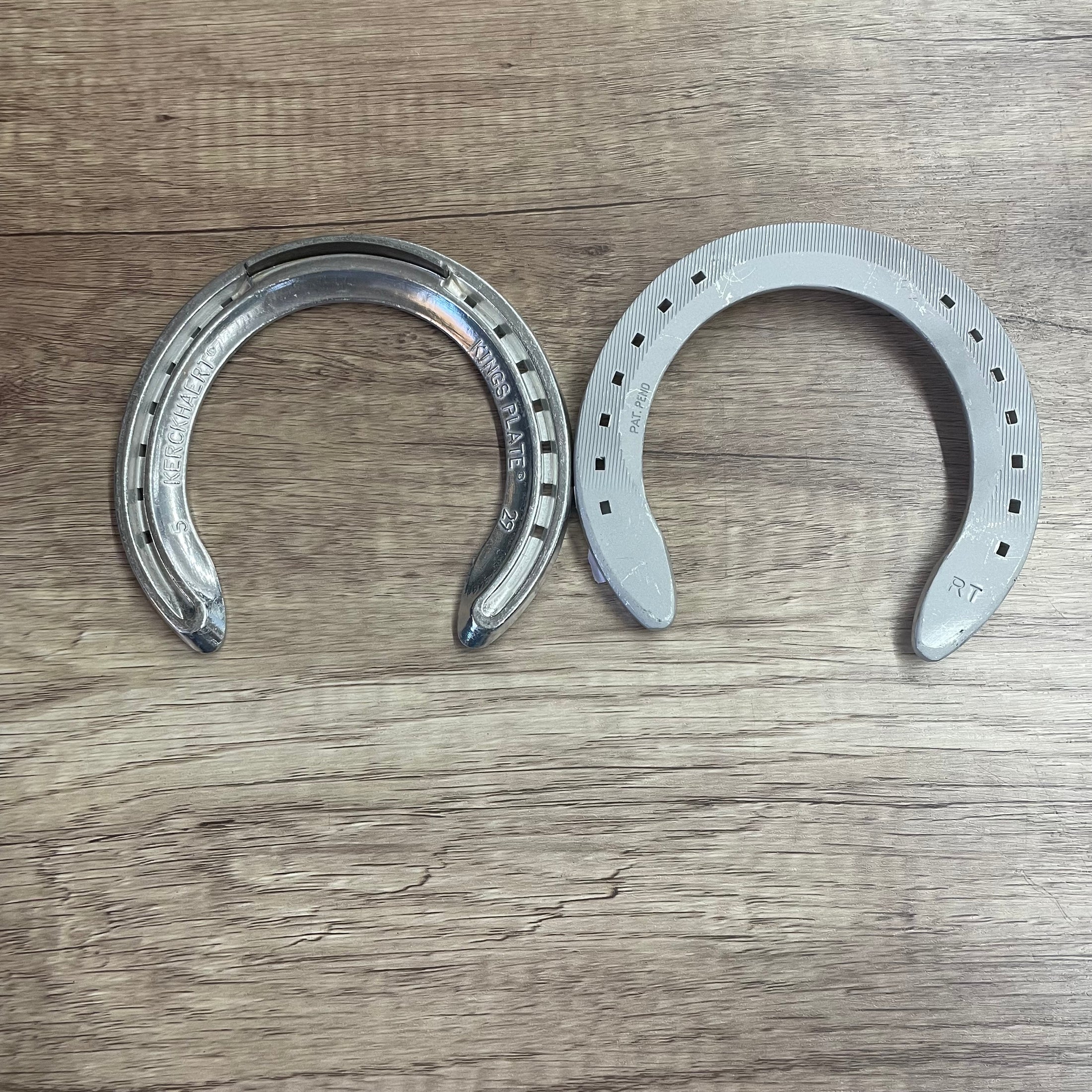 KR KINGS REG TOE FRONT SIZE 5, PER PAIR QH D