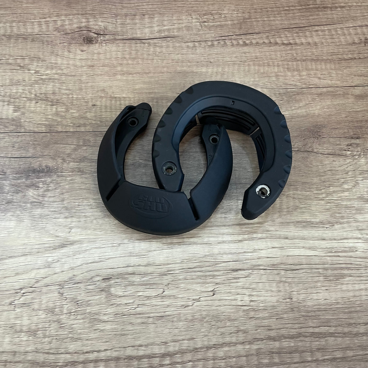 GLUSHU GLUE ON 2 FRONT- PAIR