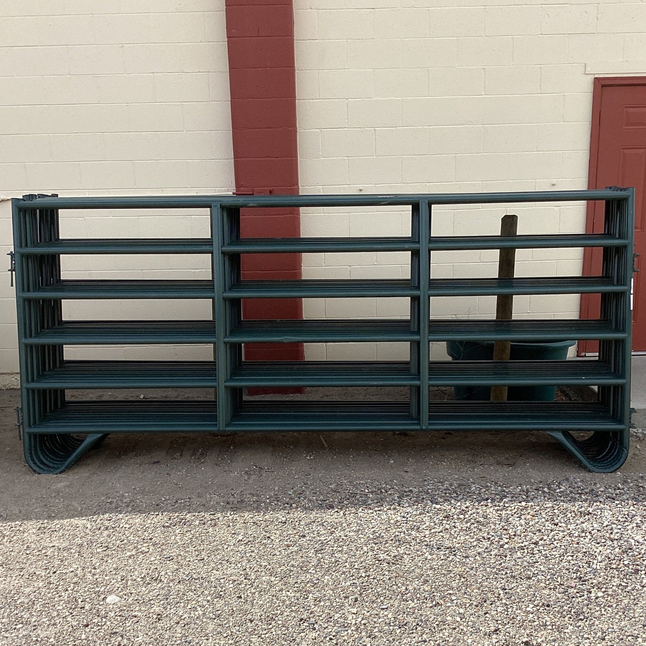 BEH: HORSE COUNTRY PANEL 12' GREEN